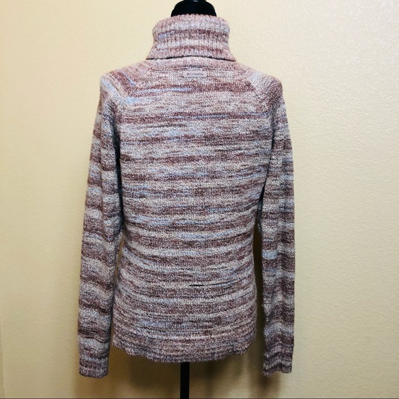 Columbia Turtleneck Sweater - Picture 4 of 8